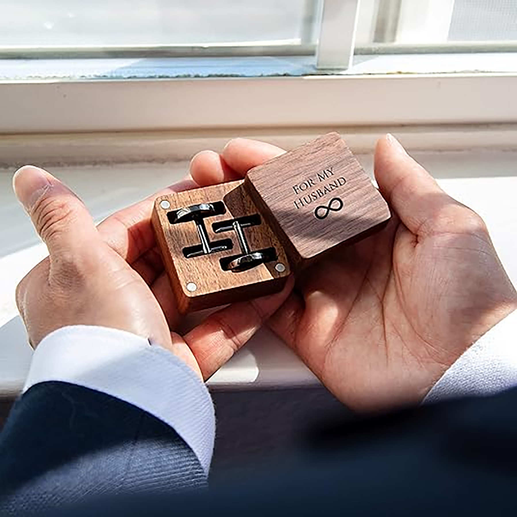 Custom Personalized Cufflinks  - Mens Grooming Box recension och pris