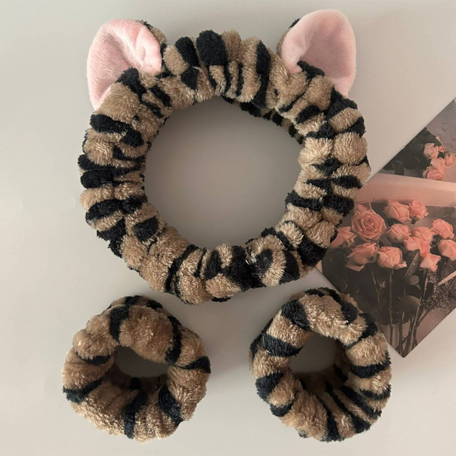 Cute Cat Ears Headband And Wri - Face Wash Mens recension och pris
